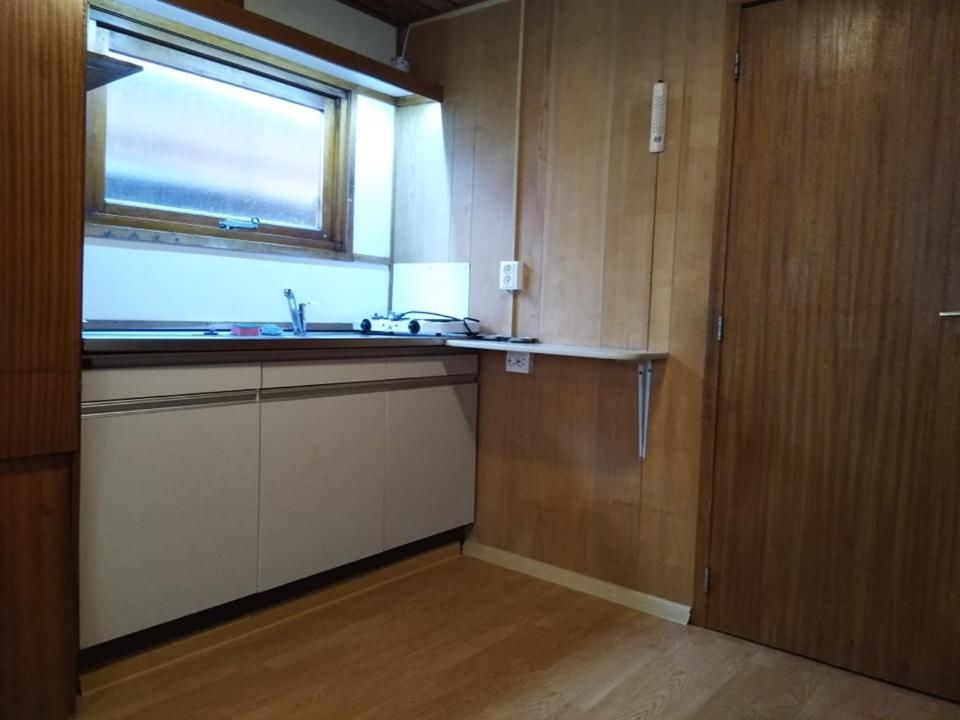 Дома для отпуска Two Rooms Rustic House - Self Check-In Бухарест-32