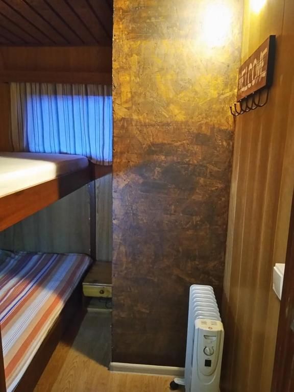 Дома для отпуска Two Rooms Rustic House - Self Check-In Бухарест-35