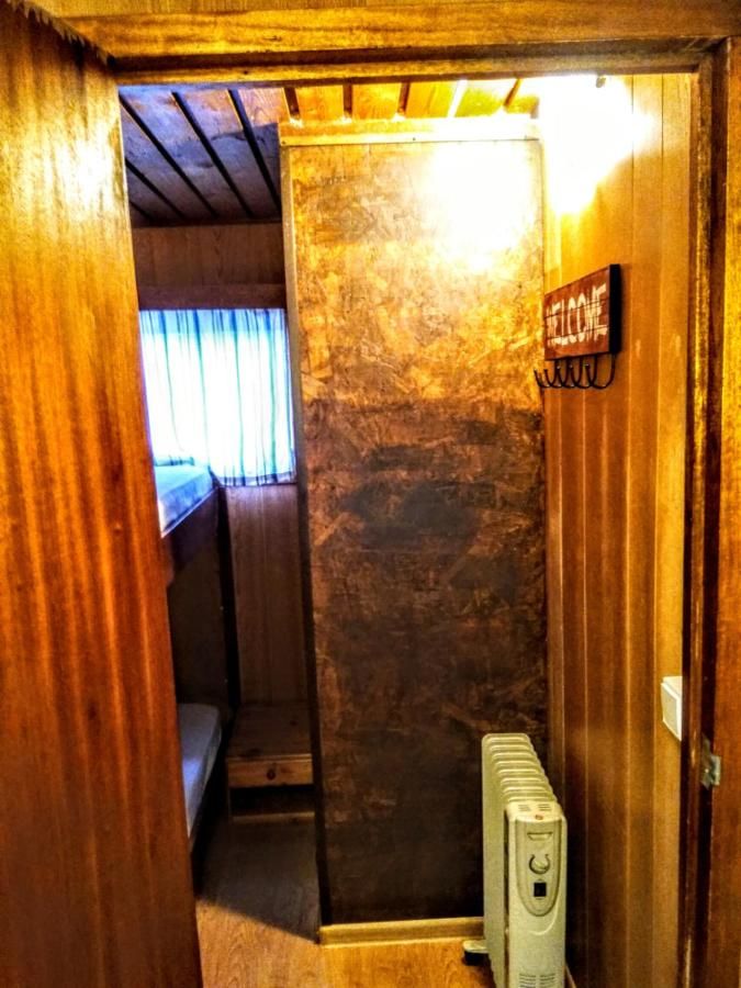 Дома для отпуска Two Rooms Rustic House - Self Check-In Бухарест-7