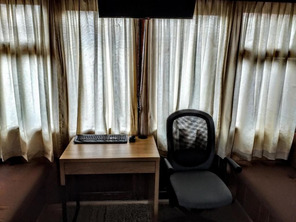 Дома для отпуска Two Rooms Rustic House - Self Check-In Бухарест-55