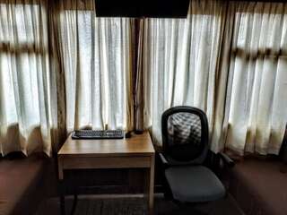 Дома для отпуска Two Rooms Rustic House - Self Check-In Бухарест Дом для отпуска-52